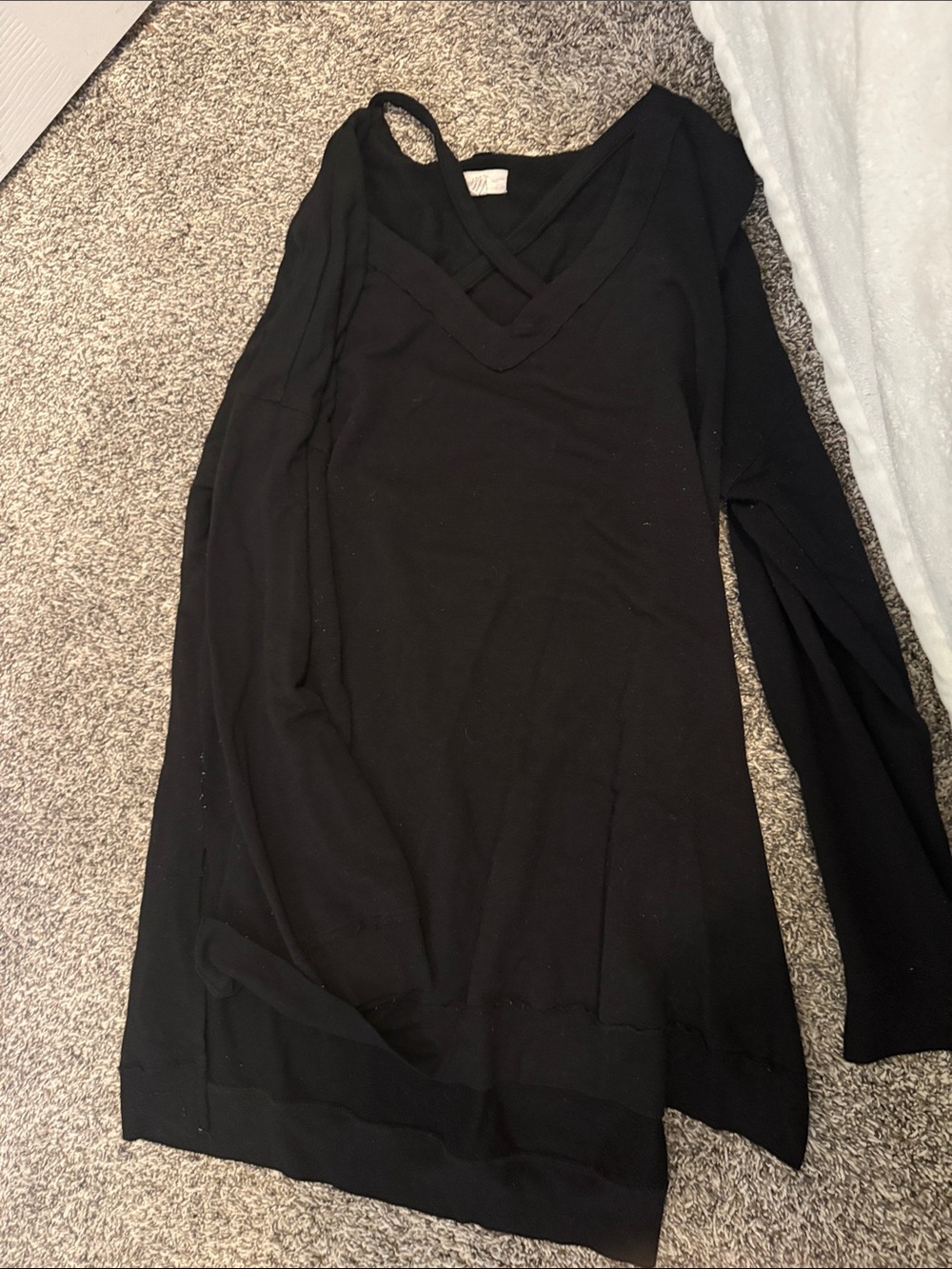 Cupio Black V-Neck Long Sleeve Sweater